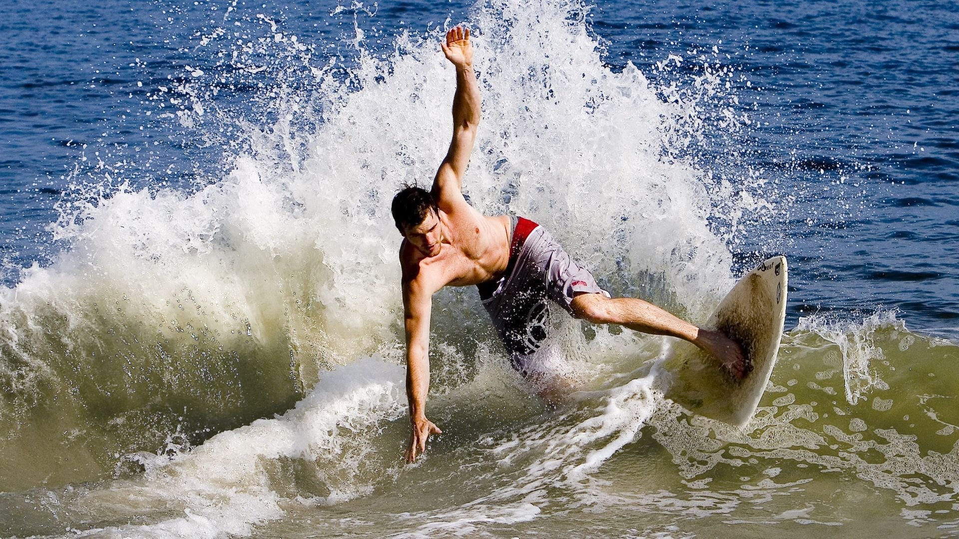 米兰真人-“个性”球星:球场上的风格限界与突破 第2张 米兰真人-“个性”球星:球场上的风格限界与突破 第2张