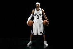 米兰体育下载-亚冠联赛 中超战平 低谷时刻令人动容，中超亚冠席位