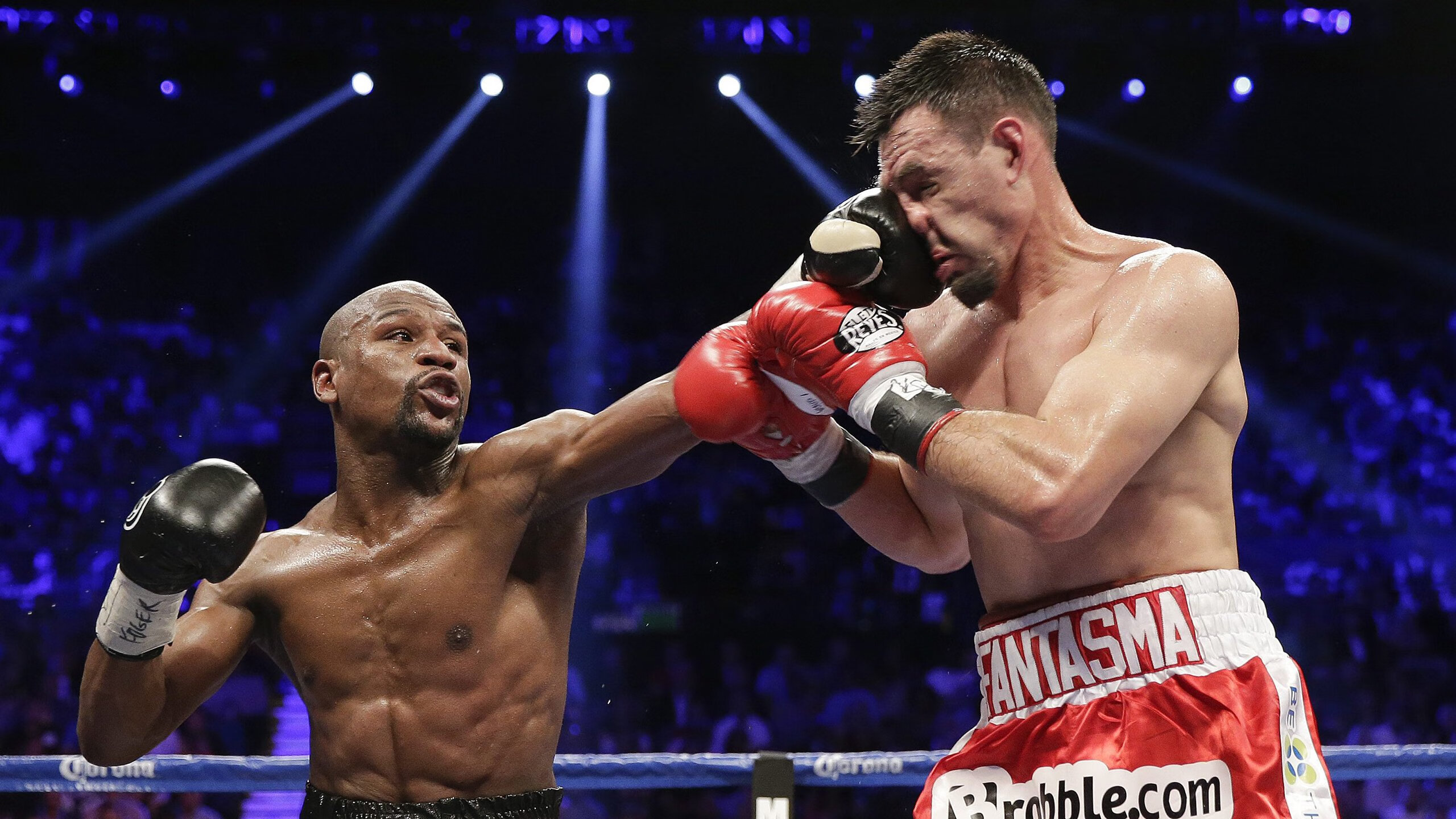 欧冠首轮最佳阵容公布：英超射手与西甲门神领衔11人名单